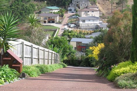 Photo of property in 18 Bushglen Court, Browns Bay, Auckland, 0630