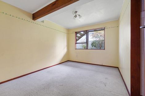 Photo of property in 49 Nevada Drive, Merrilands, New Plymouth, 4312