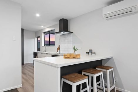 Photo of property in 2/30a Manning Place, Woolston, Christchurch, 8023