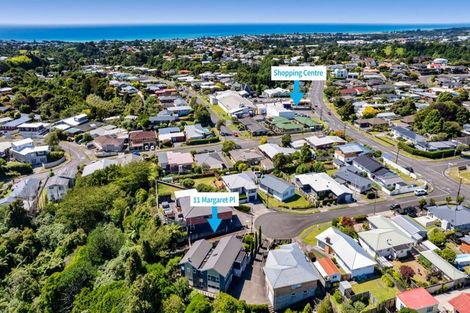 Photo of property in 11 Margaret Place, Merrilands, New Plymouth, 4312