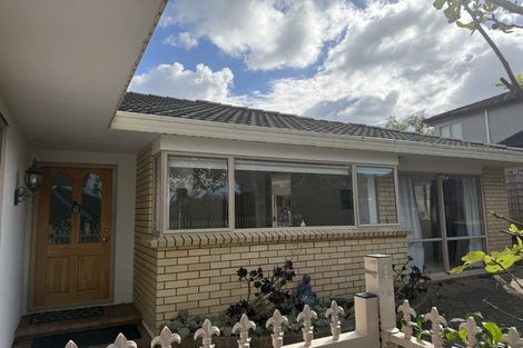 Photo of property in 5a Thurston Place, Bucklands Beach, Auckland, 2012