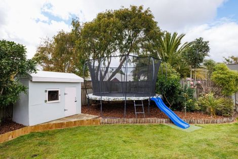 Photo of property in 127 Summerhill Drive, Fitzherbert, Palmerston North, 4410