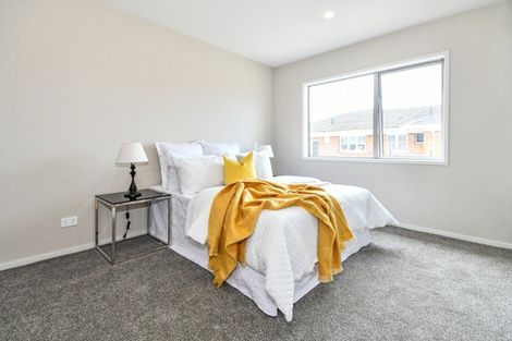 Photo of property in 4/70 Clevedon Road, Papakura, 2110