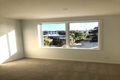 Photo of property in 320b Oceanbeach Road, Mount Maunganui, 3116