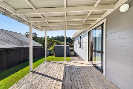 Photo of property in 3 Huruhuru Road, Massey, Auckland, 0614