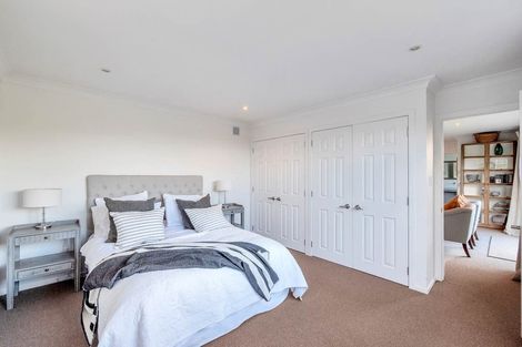 Photo of property in 2/14 Pine Ridge Terrace, Hauraki, Auckland, 0622