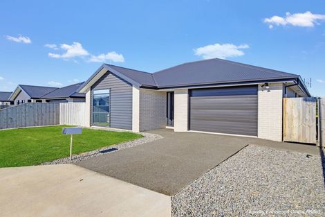 Photo of property in 13 Quinn Crescent, Woodend, 7610