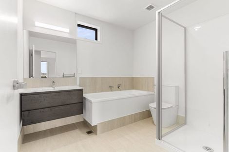 Photo of property in 8/130 Stancombe Road, Flat Bush, Auckland, 2016