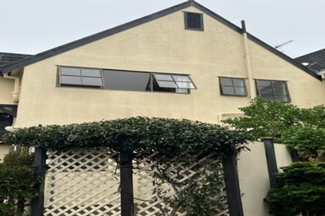 Photo of property in 1/16 Trafalgar Road, Milford, Auckland, 0620