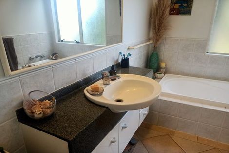 Photo of property in 1/13 Markham Place, Bucklands Beach, Auckland, 2012