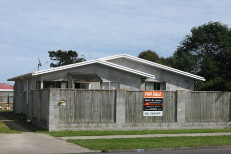 Photo of property in 129 Cornfoot Street, Castlecliff, Whanganui, 4501