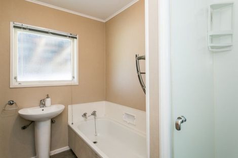 Photo of property in 17 Rochester Street, Tamatea, Napier, 4112