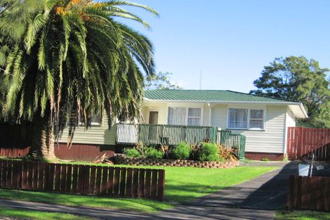 Photo of property in 10 Sandrine Avenue, Clover Park, Auckland, 2019