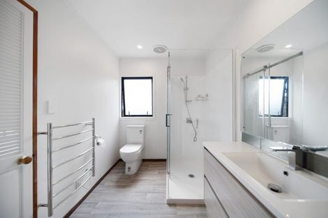 Photo of property in 21 Patea Place, Papakura, 2582