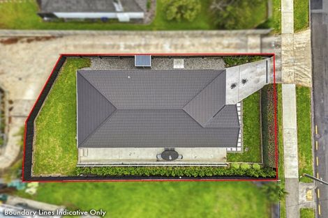 Photo of property in 33 Kawiu Road, Levin, 5510