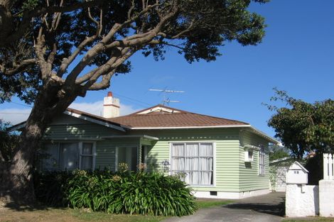 Photo of property in 18 Bracken Street, Petone, Lower Hutt, 5012