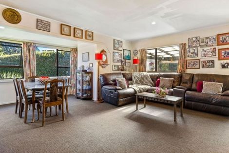 Photo of property in 13a Hammond Avenue, Hatfields Beach, Orewa, 0931