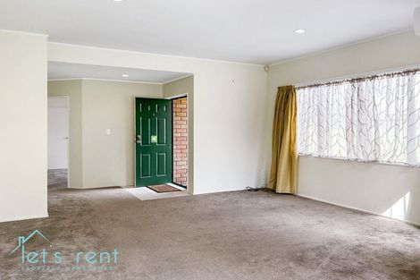 Photo of property in 1/150 Rosebank Road, Avondale, Auckland, 1026