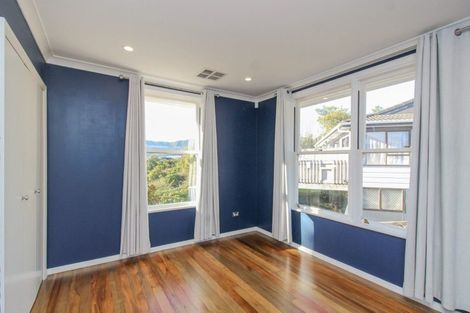 Photo of property in 12 Fenchurch Grove, Stokes Valley, Lower Hutt, 5019