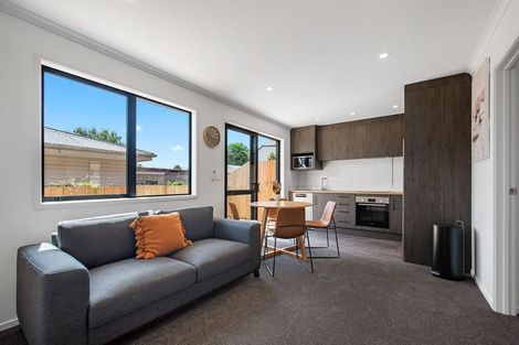 Photo of property in 2/30 Cameron Road, Hamilton East, Hamilton, 3216