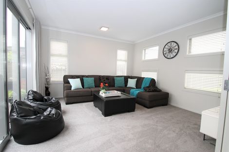 Photo of property in 16 Silver Springs Boulevard, Mosgiel, 9024