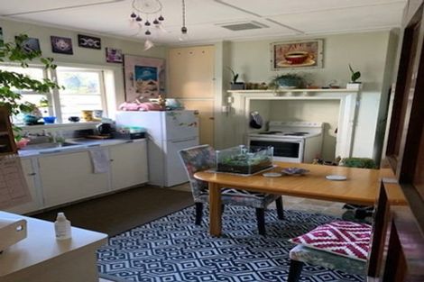 Photo of property in 29-31a Peel Street, Westport, 7825