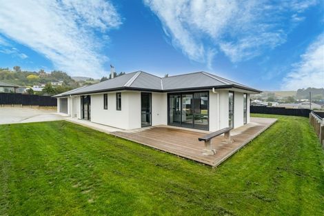 Photo of property in 4 Chatham Street, Waihola, Milton, 9073