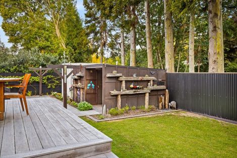 Photo of property in 5 Taupaki Road, Taupaki, Henderson, 0782