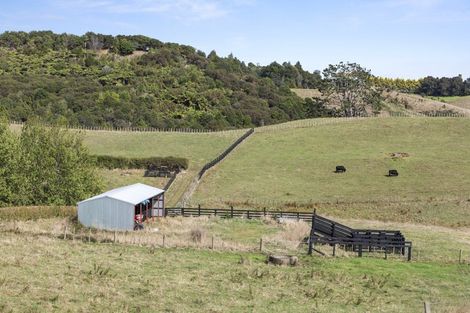 Photo of property in 191c Chamberlain Road, Bombay, 2675