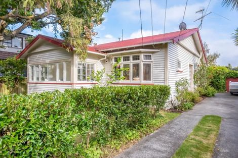 Photo of property in 27 Trafalgar Street, Waiwhetu, Lower Hutt, 5010
