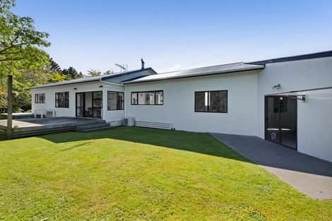 Photo of property in 805 Richmond Road, Lepperton, New Plymouth, 4373