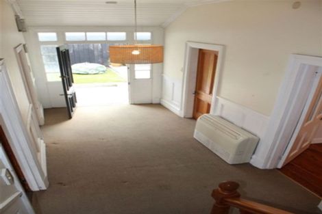 Photo of property in 147 Victoria Road, Saint Clair, Dunedin, 9012