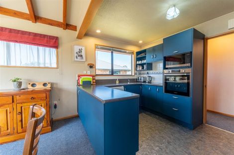 Photo of property in 52 Salisbury Crescent, Oamaru North, Oamaru, 9400