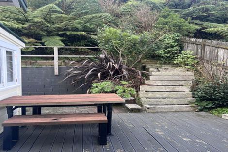 Photo of property in 64 Awarua Street, Ngaio, Wellington, 6035