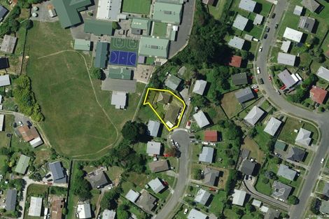 Photo of property in 13 Carbine Place, Ascot Park, Porirua, 5024