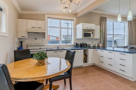 Photo of property in 196 Oxford Street, South Dunedin, Dunedin, 9012