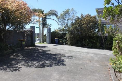 Photo of property in 19 Firth Road, Torbay, Auckland, 0630