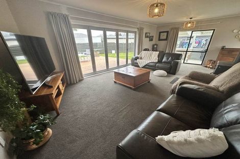 Photo of property in 42 Cobham Drive, Kawerau, 3127