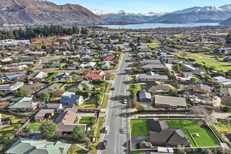 Photo of property in 92 Mount Iron Drive, Wanaka, 9305