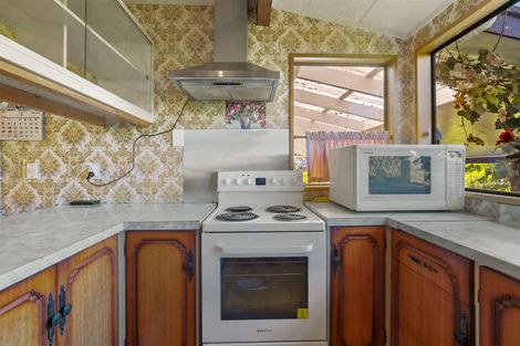 Photo of property in 4 Claremont Avenue, Paeroa, 3600