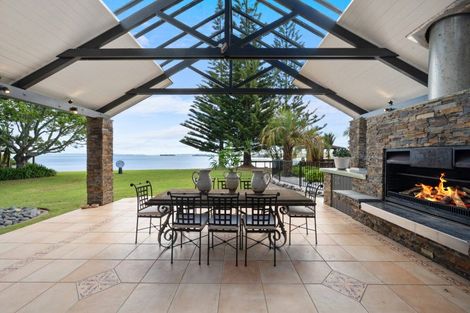 Photo of property in 349 Clifton Road, Whitford, Howick, 2571