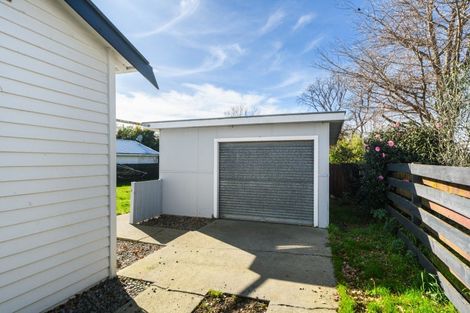 Photo of property in 51 Burns Avenue, Takaro, Palmerston North, 4412