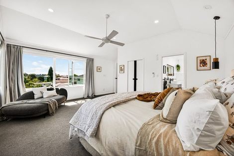 Photo of property in 6 Blacks Road, Greenhithe, Auckland, 0632