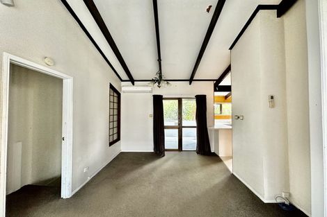 Photo of property in 17 Lane Road, Weymouth, Auckland, 2103