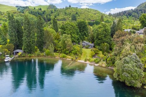 Photo of property in 303 Spencer Road, Lake Tarawera, Rotorua, 3076