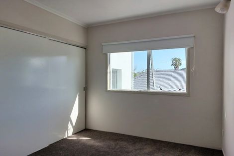 Photo of property in 150 Calliope Road, Stanley Point, Auckland, 0624