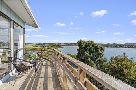 Photo of property in 53a Moffat Road, Red Beach, 0932