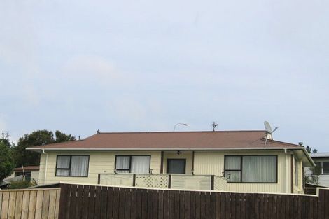 Photo of property in 35 Fenchurch Grove, Stokes Valley, Lower Hutt, 5019