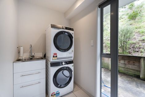 Photo of property in 8 Halewood Grove, Churton Park, Wellington, 6037