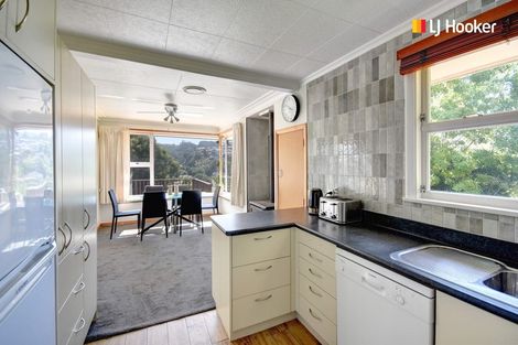 Photo of property in 85 Kaikorai Valley Road, Glenross, Dunedin, 9011